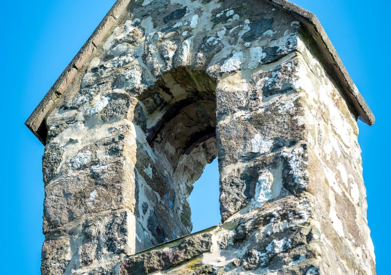 St Aelrhiws Church Eksteriør bilde
